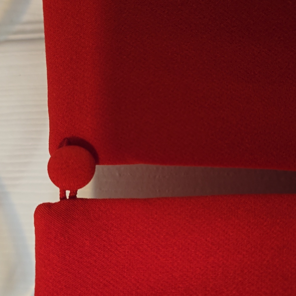 Elegant Red Dress with Bell Sleeves - Picture 5 of 6